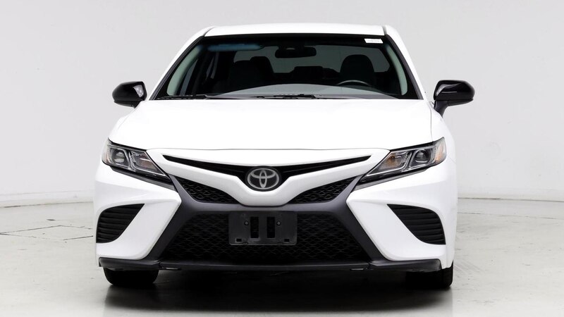 2020 Toyota Camry SE 5