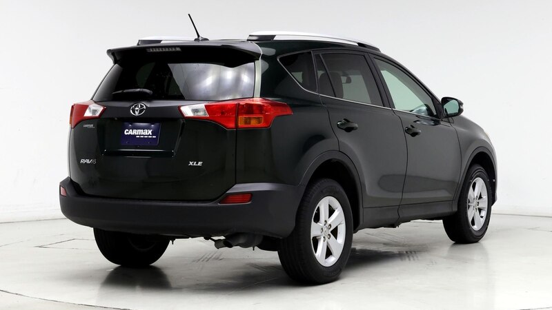 2013 Toyota RAV4 XLE 8