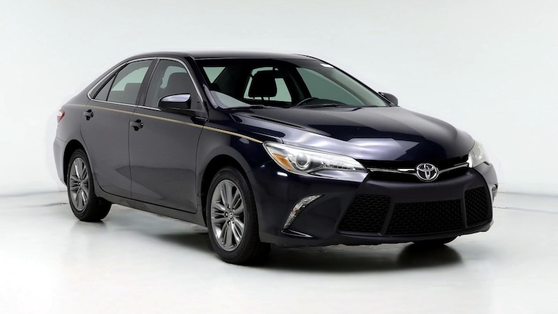 2017 Toyota Camry SE Hero Image