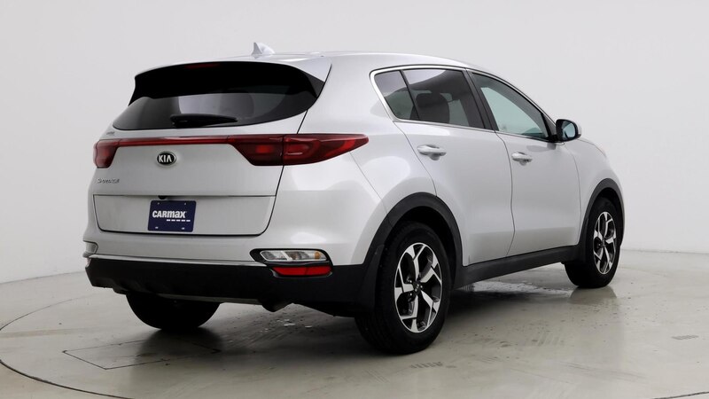 2022 Kia Sportage LX 8