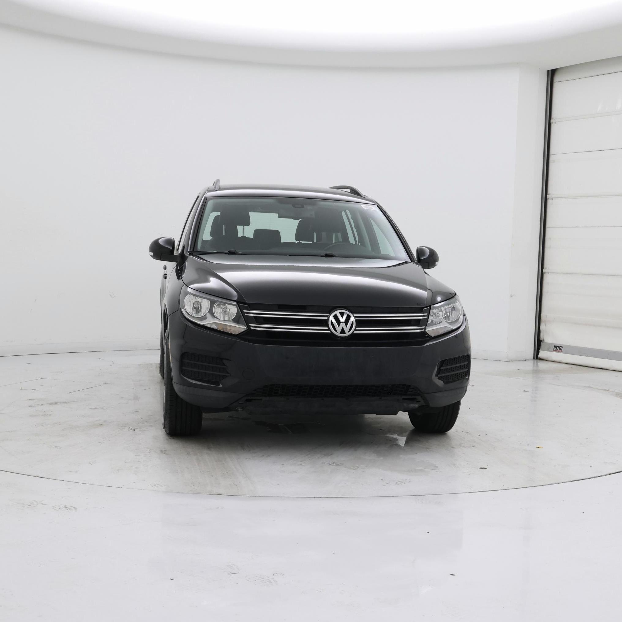 Thumbnail: 2016 Volkswagen Tiguan - 5