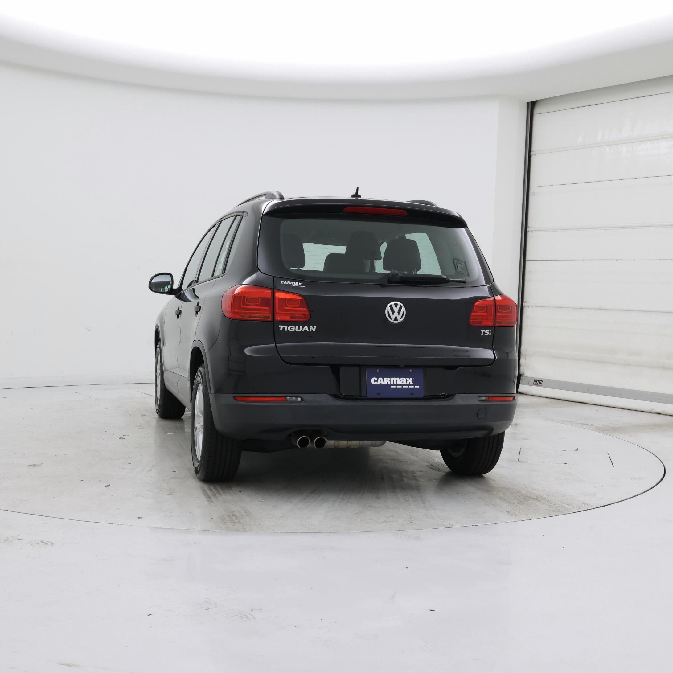 Thumbnail: 2016 Volkswagen Tiguan - 6
