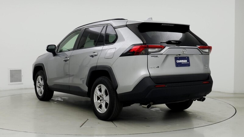 2019 Toyota RAV4 XLE 2