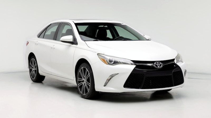 2016 Toyota Camry L Hero Image