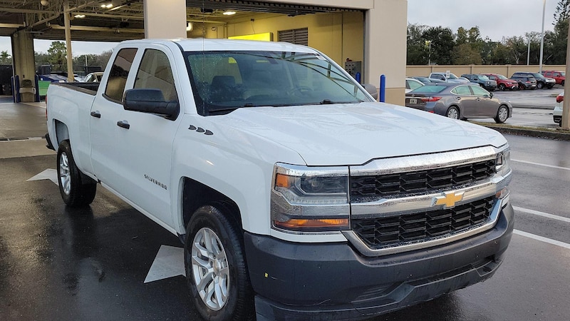 2017 Chevrolet Silverado 1500 Work Truck Hero Image