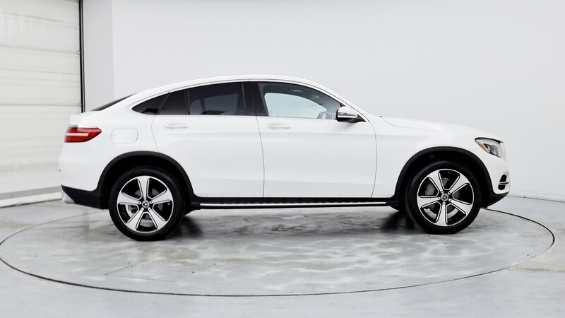 2019 Mercedes-Benz GLC 300 7