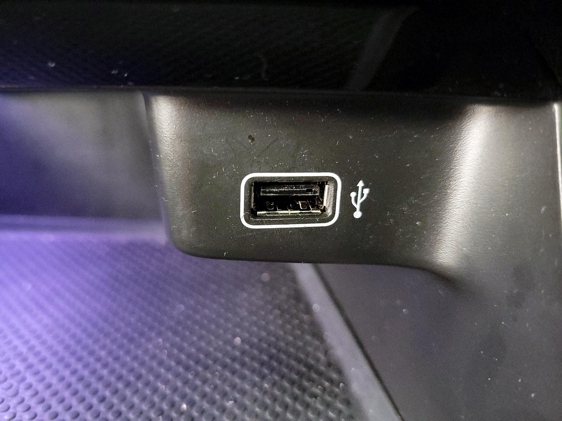 Thumbnail: 2019 Volkswagen Jetta - 18