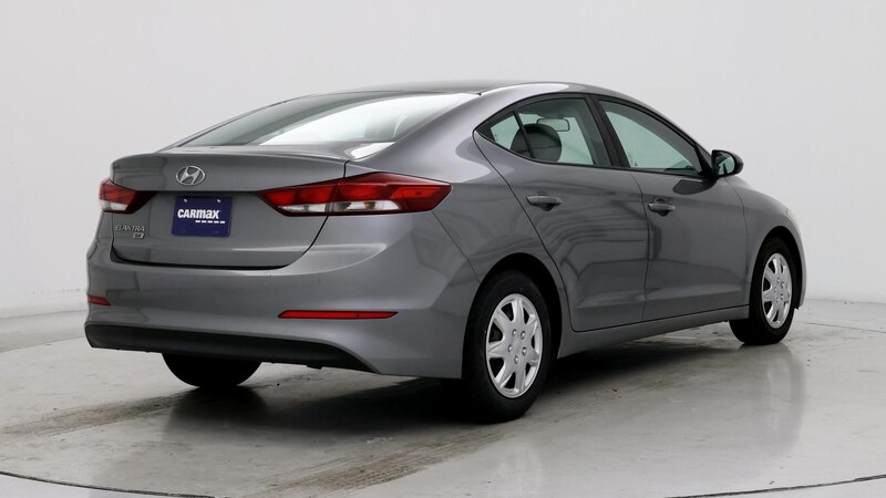 2018 Hyundai Elantra SE 8