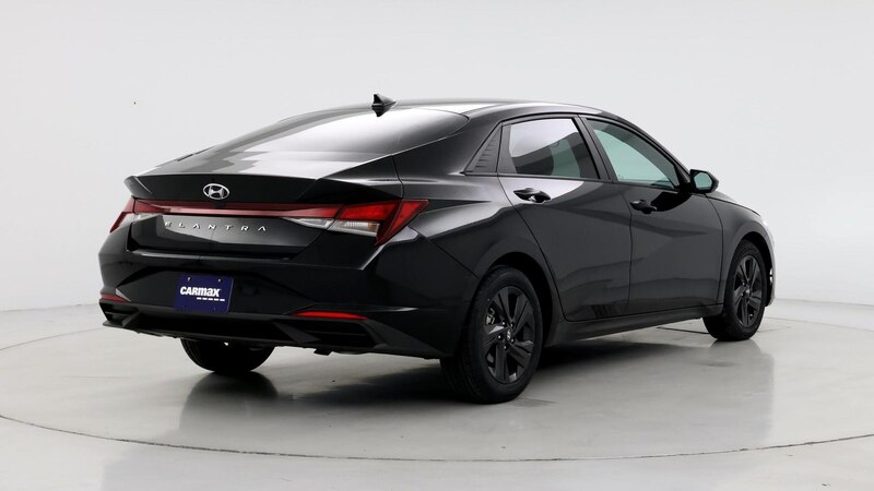 2021 Hyundai Elantra SEL 8