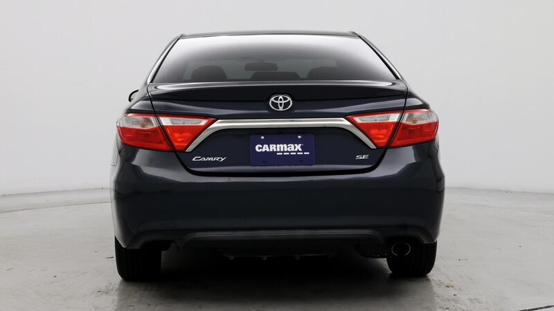 2015 Toyota Camry SE 4