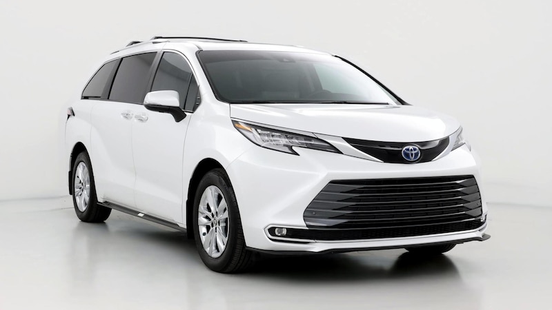 2023 Toyota Sienna Limited Hero Image