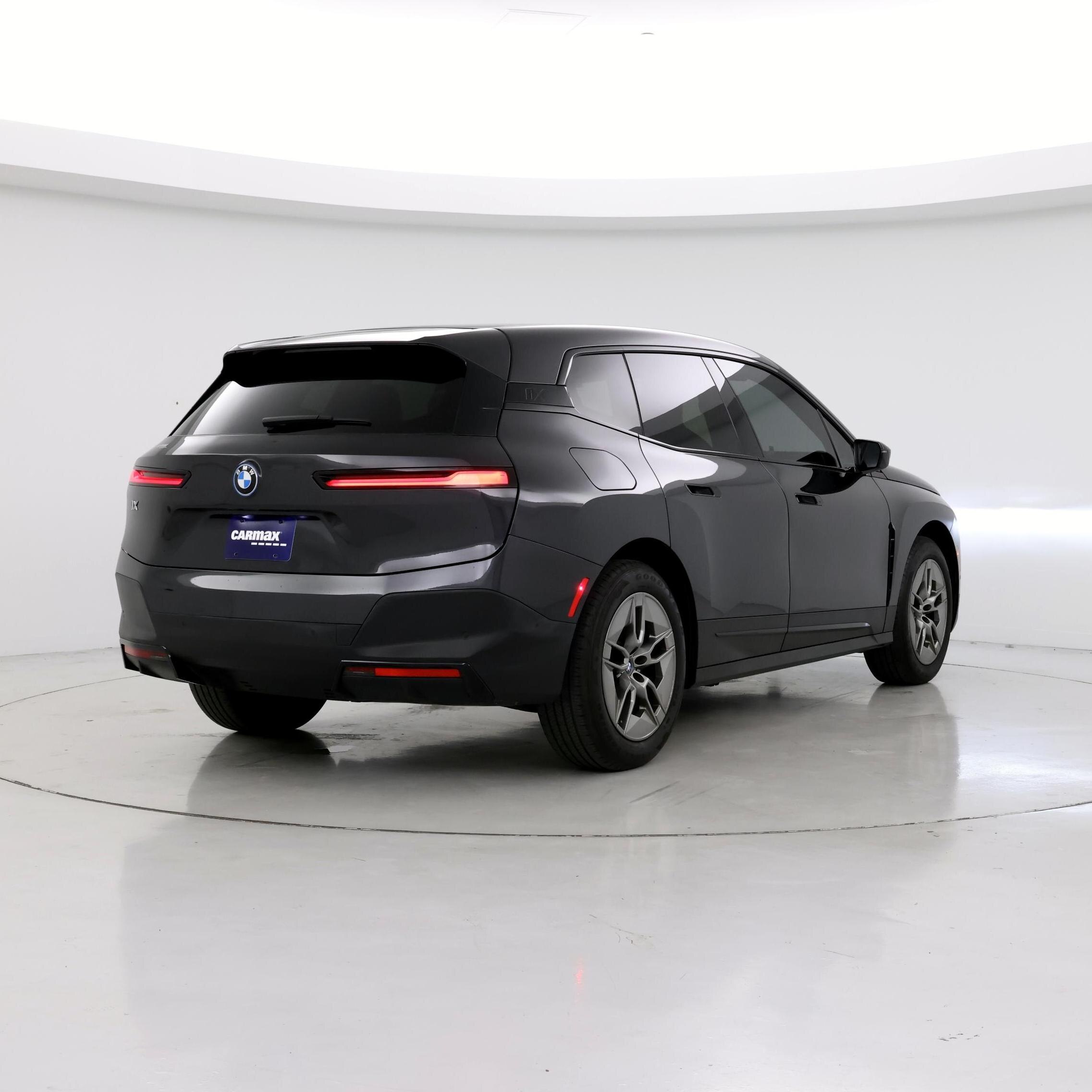 Thumbnail: 2022 BMW iX - 8