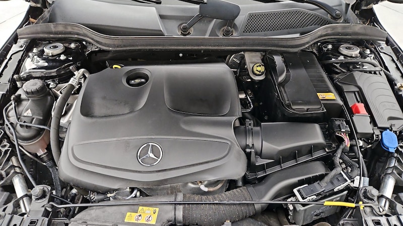 2016 Mercedes-Benz GLA 250 21