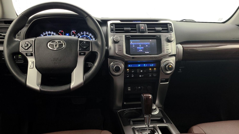 2016 Toyota 4Runner Limited 9