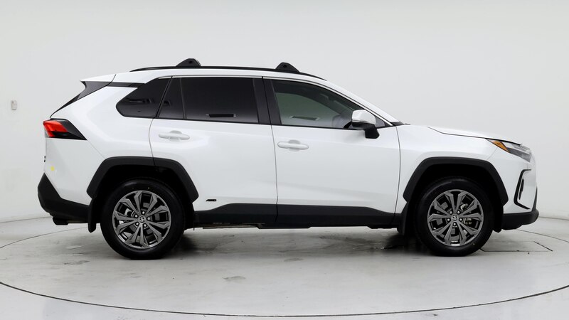 2024 Toyota RAV4 XLE Premium 7