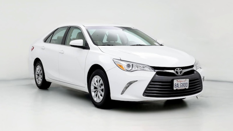 2017 Toyota Camry LE Hero Image