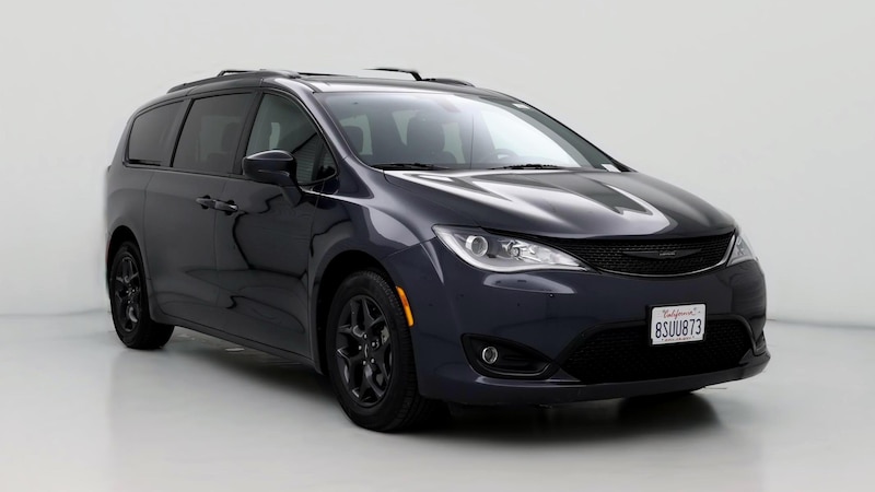 2020 Chrysler Pacifica Touring L Hero Image