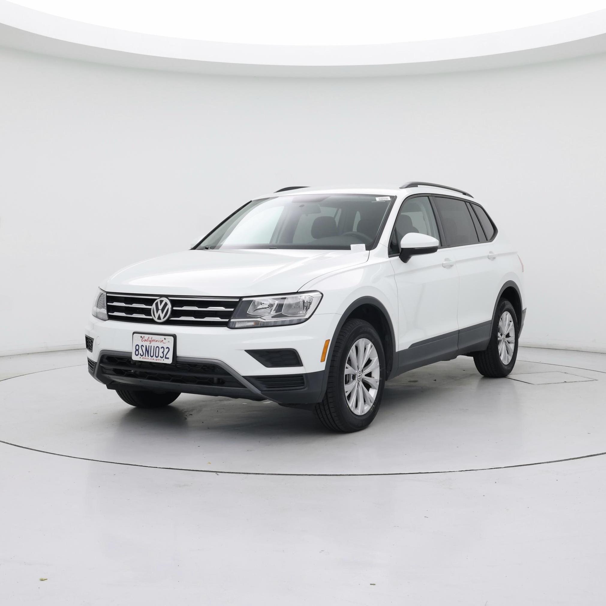 Thumbnail: 2020 Volkswagen Tiguan - 4