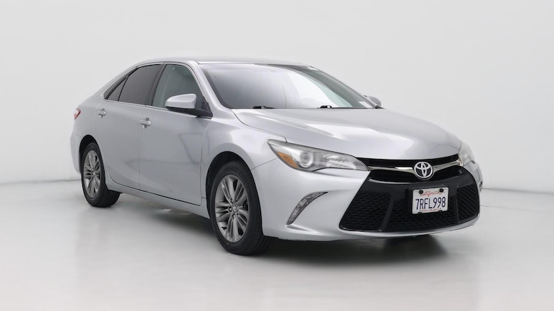 2016 Toyota Camry SE Hero Image