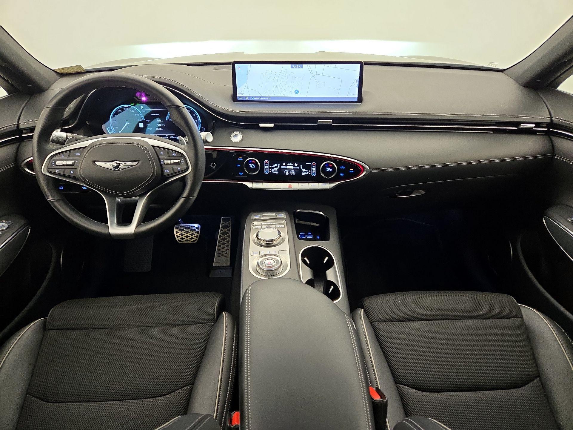 Thumbnail: 2023 Genesis GV70 - 9