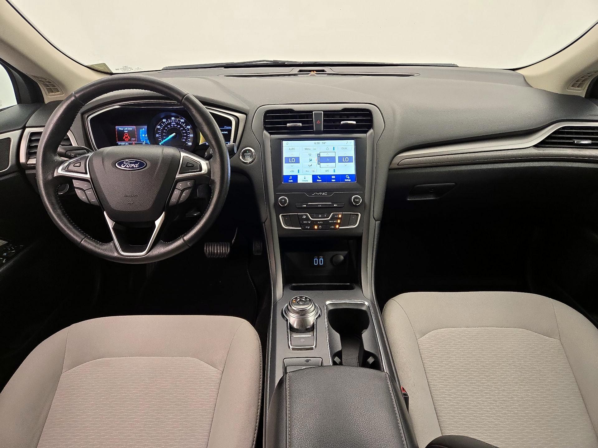 Thumbnail: 2020 Ford Fusion - 9