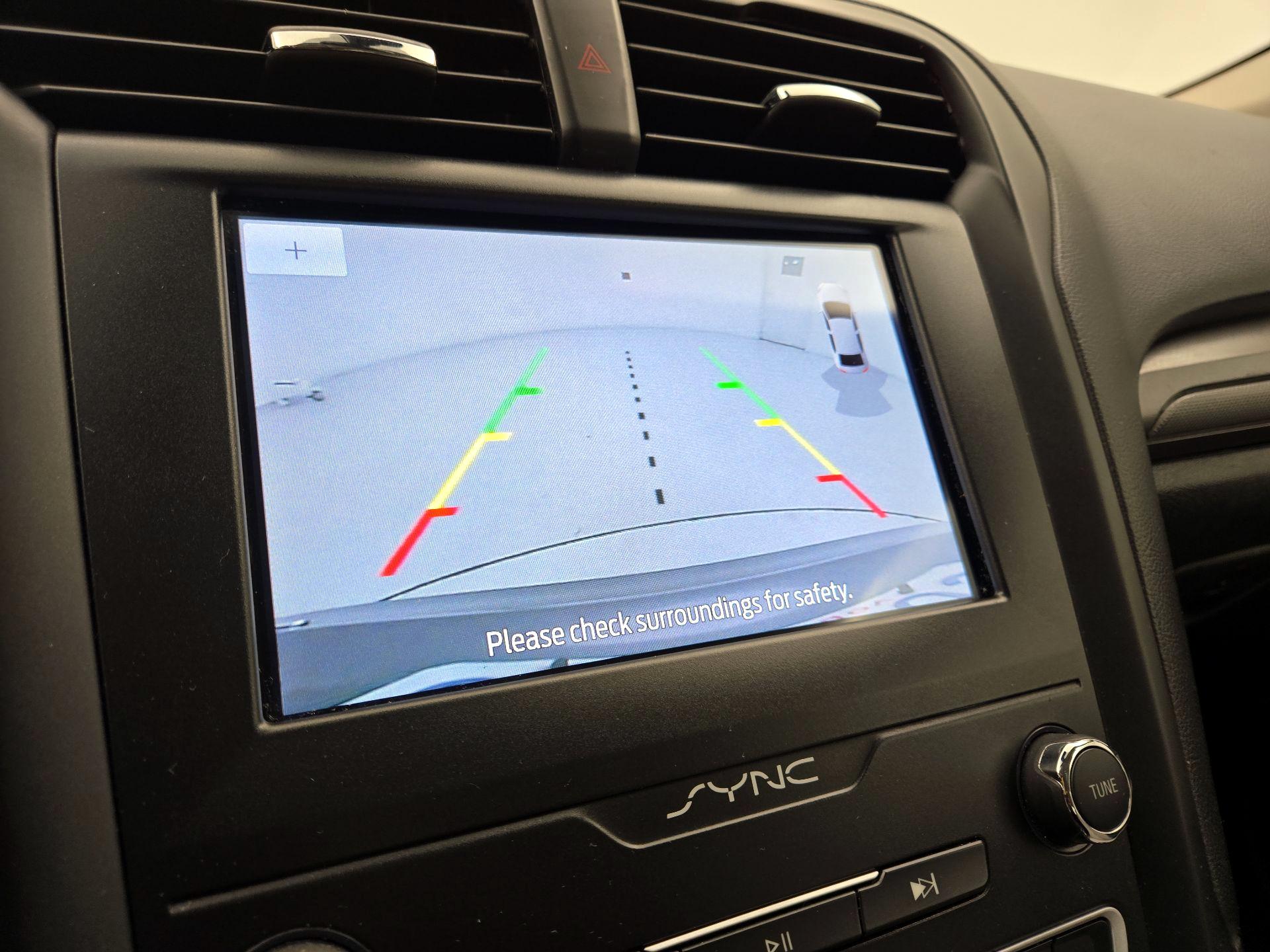 Thumbnail: 2020 Ford Fusion - 14