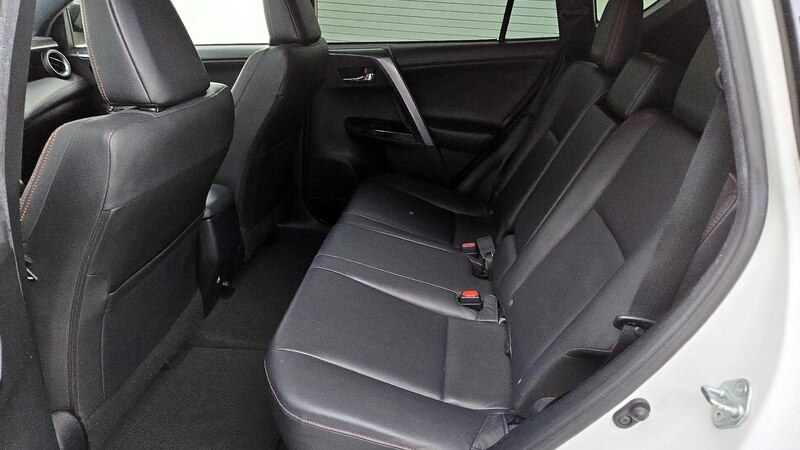 2016 Toyota RAV4 SE 20