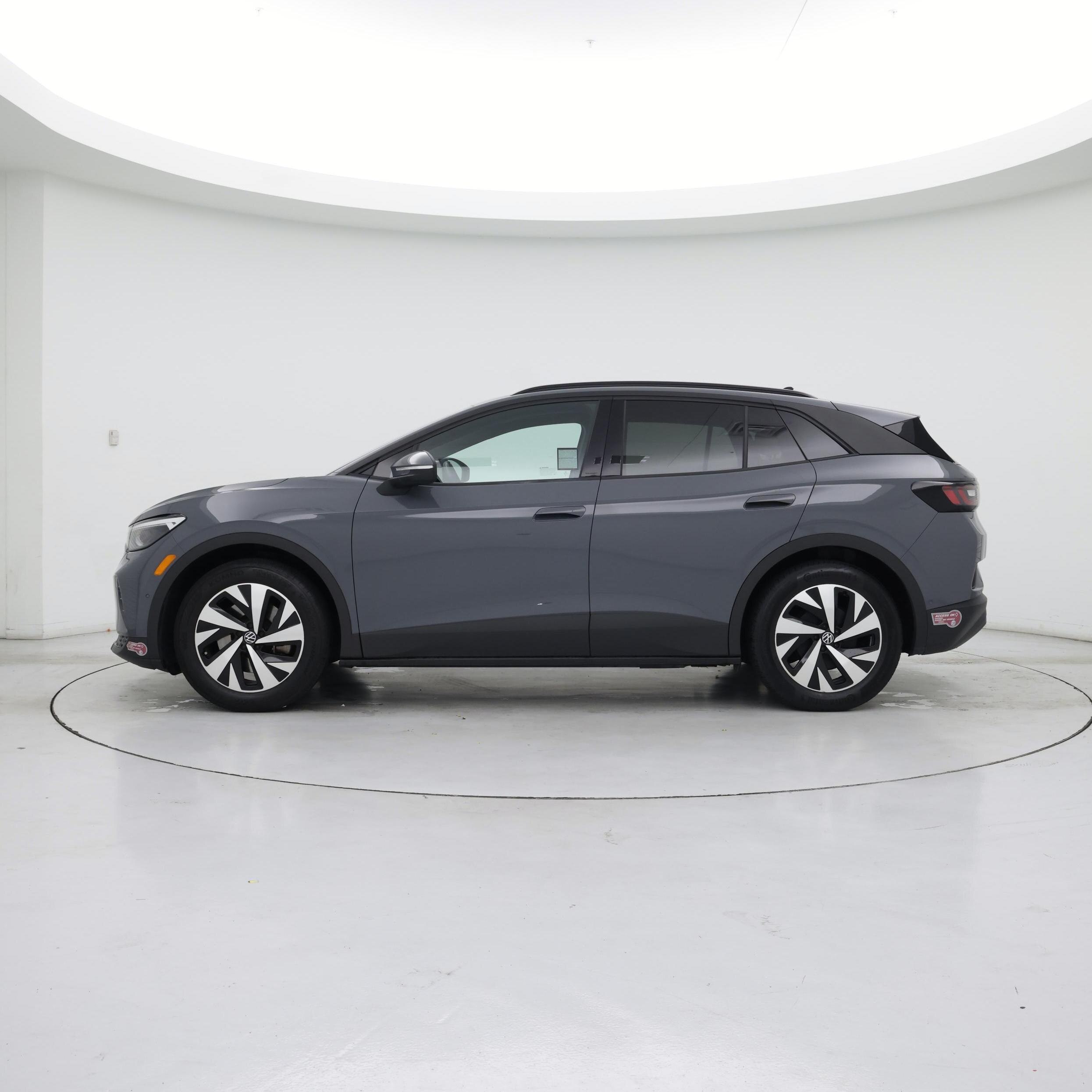 Thumbnail: 2023 Volkswagen ID.4 - 3