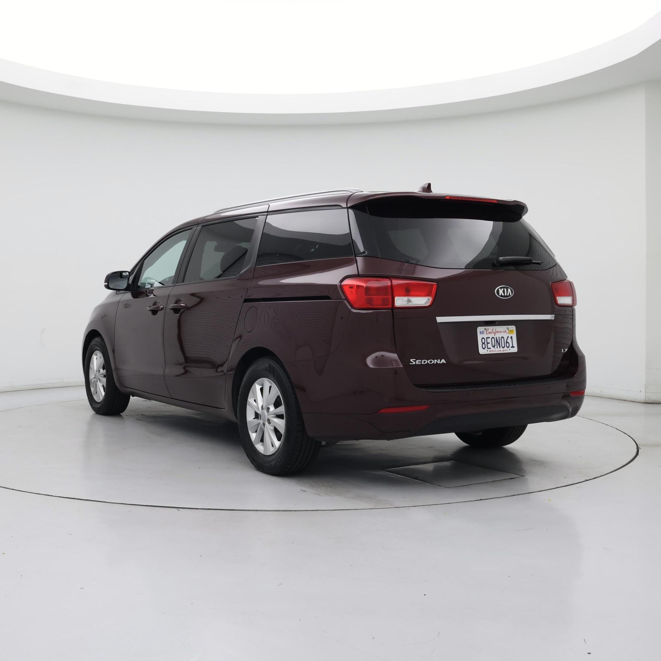 Thumbnail: 2017 Kia Sedona - 2