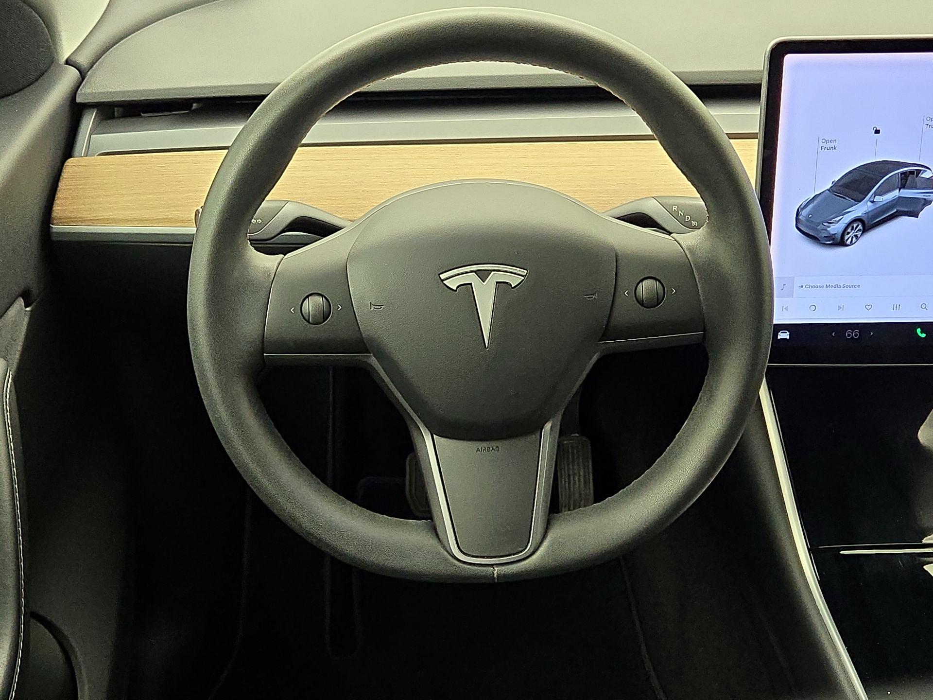 Thumbnail: 2020 Tesla Model Y - 10