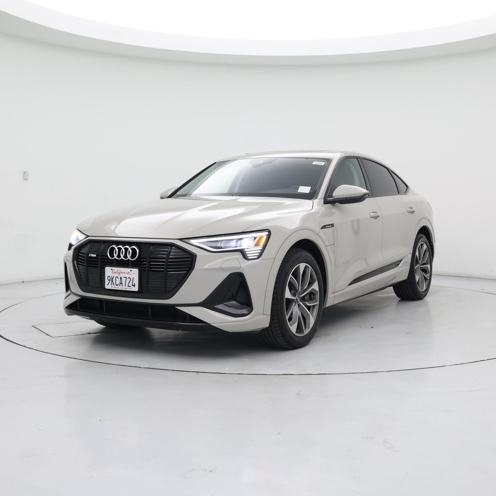 Thumbnail: 2021 Audi e-tron S - 4
