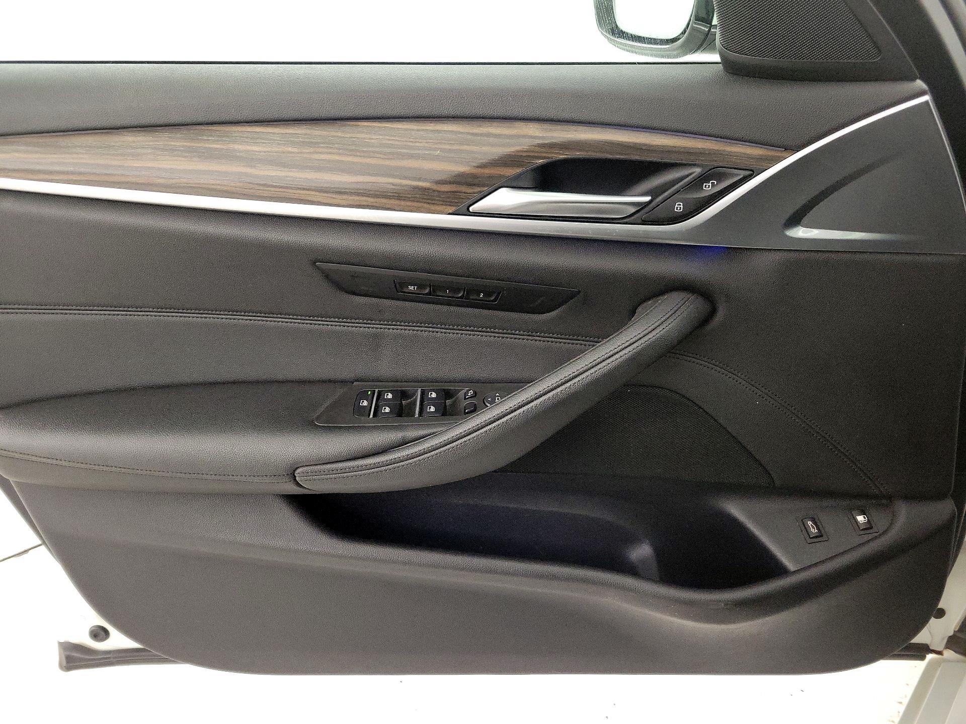 Thumbnail: 2019 BMW 5 Series - 12