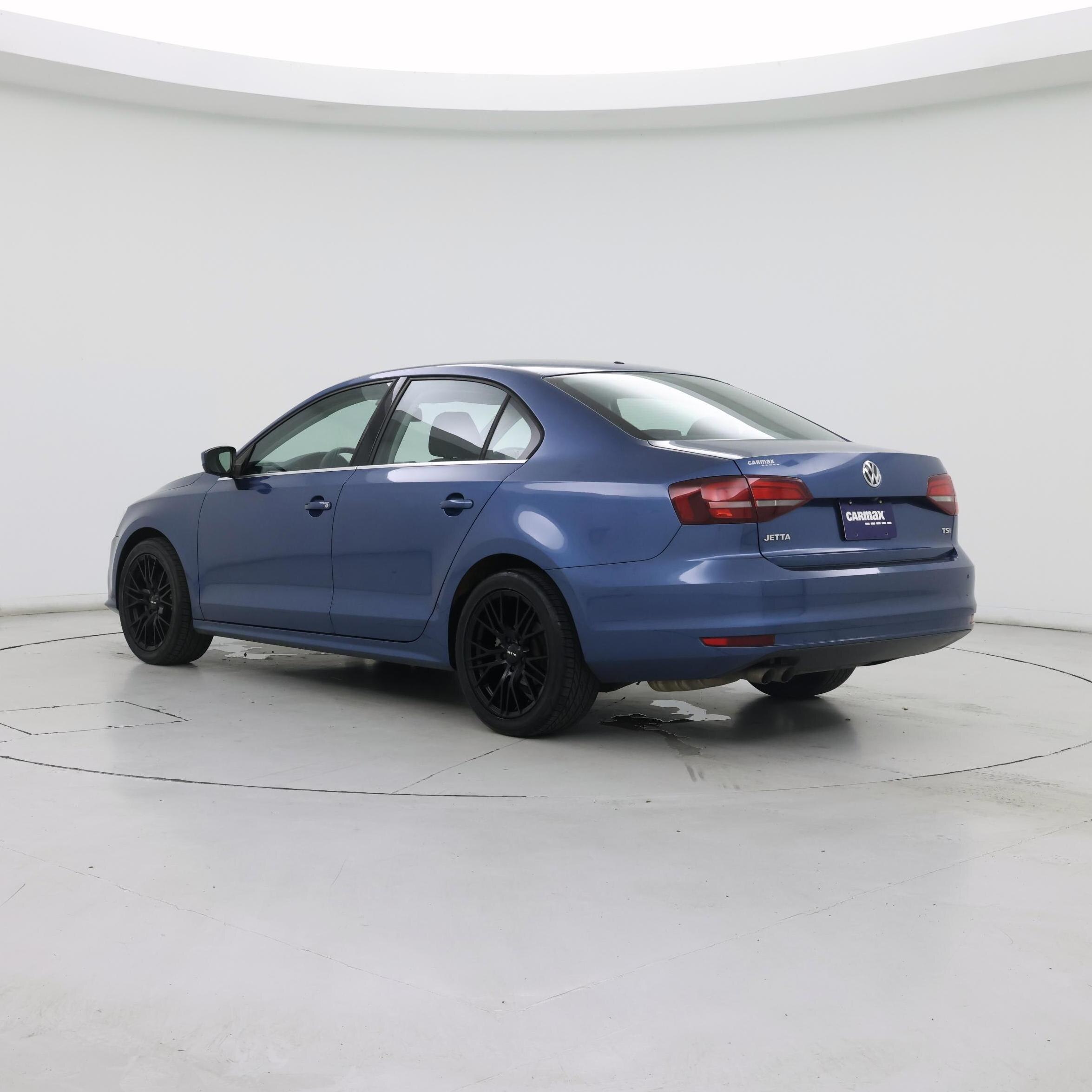 Thumbnail: 2017 Volkswagen Jetta - 2