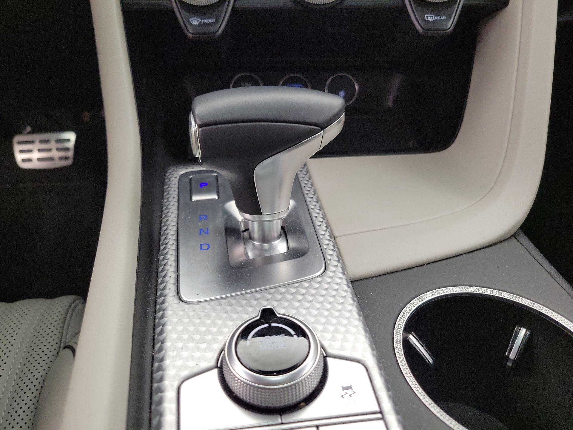 Thumbnail: 2023 Genesis G70 - 17
