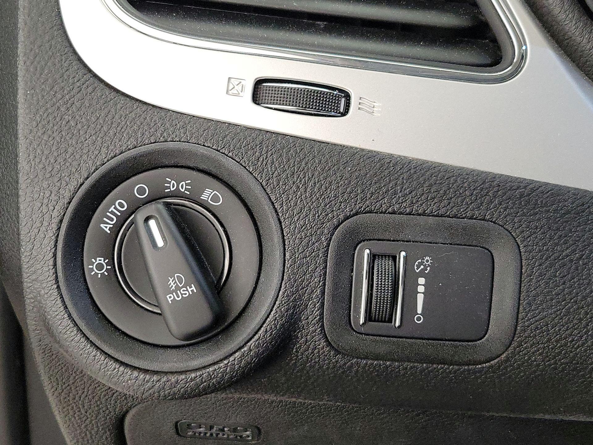 Thumbnail: 2019 Dodge Journey - 13