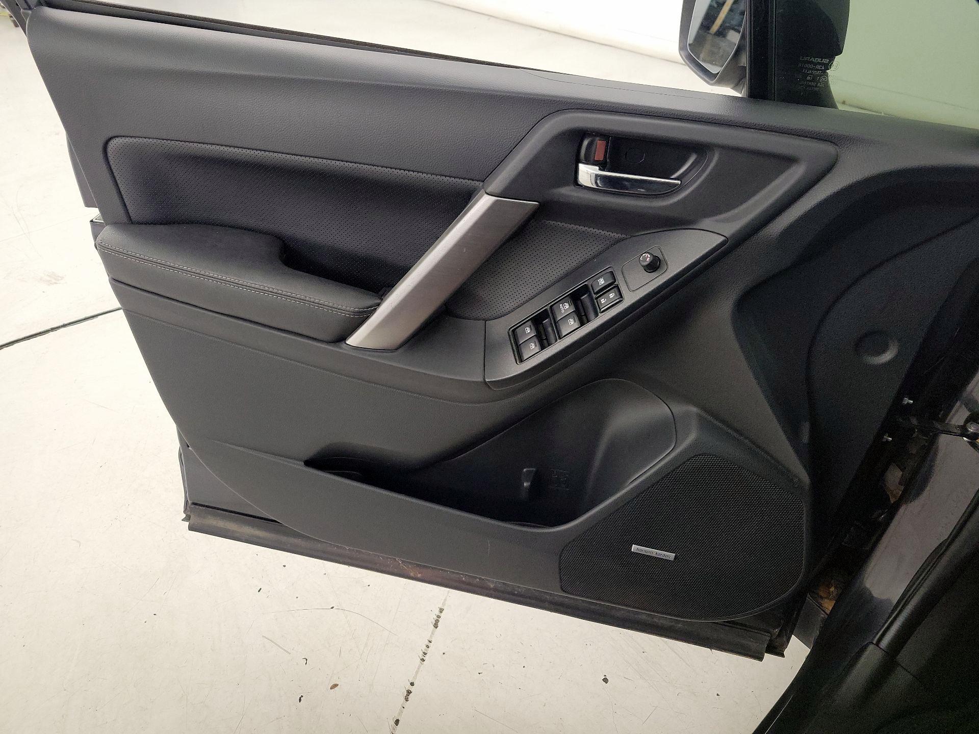 Thumbnail: 2015 Subaru Forester - 12