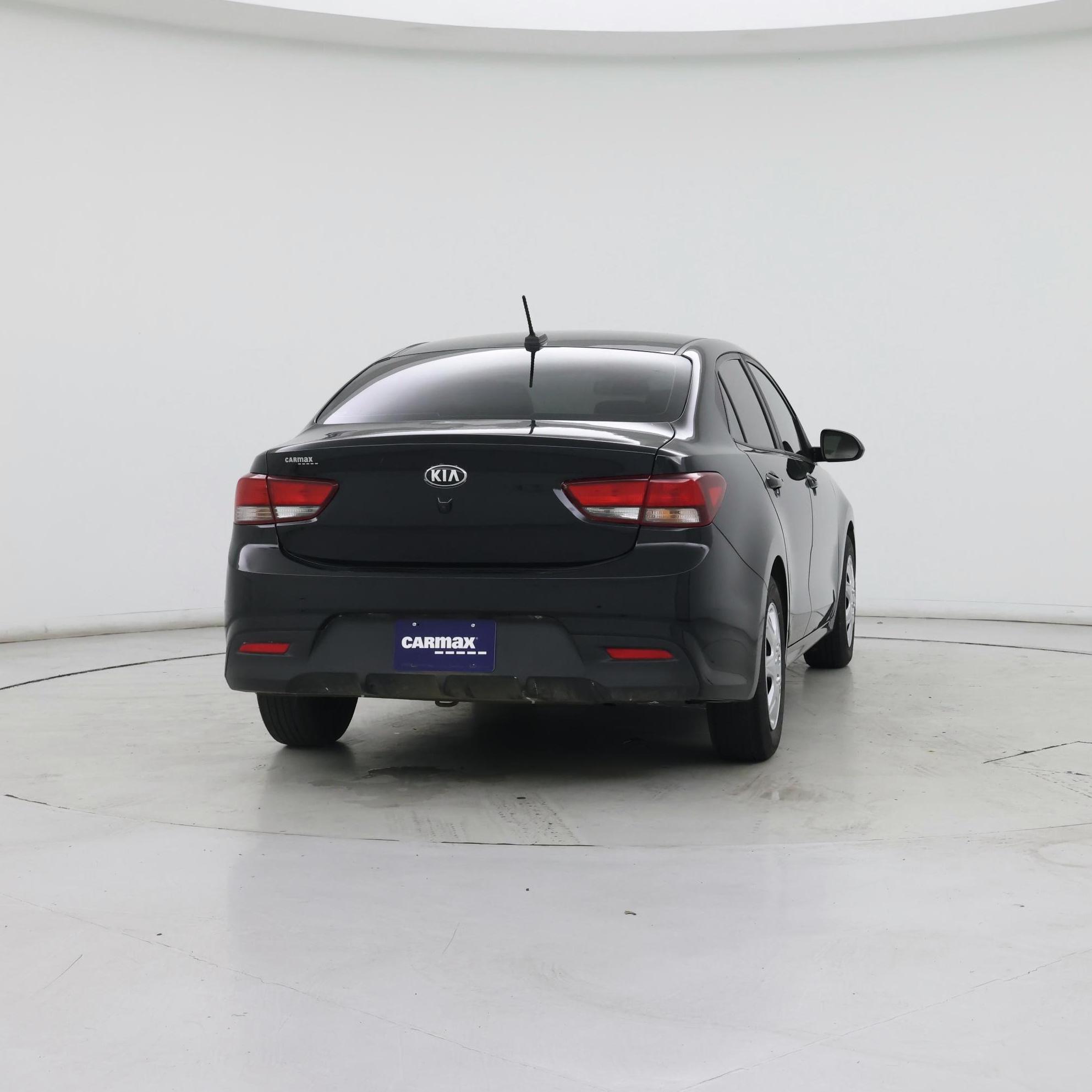 Thumbnail: 2020 Kia Rio - 6