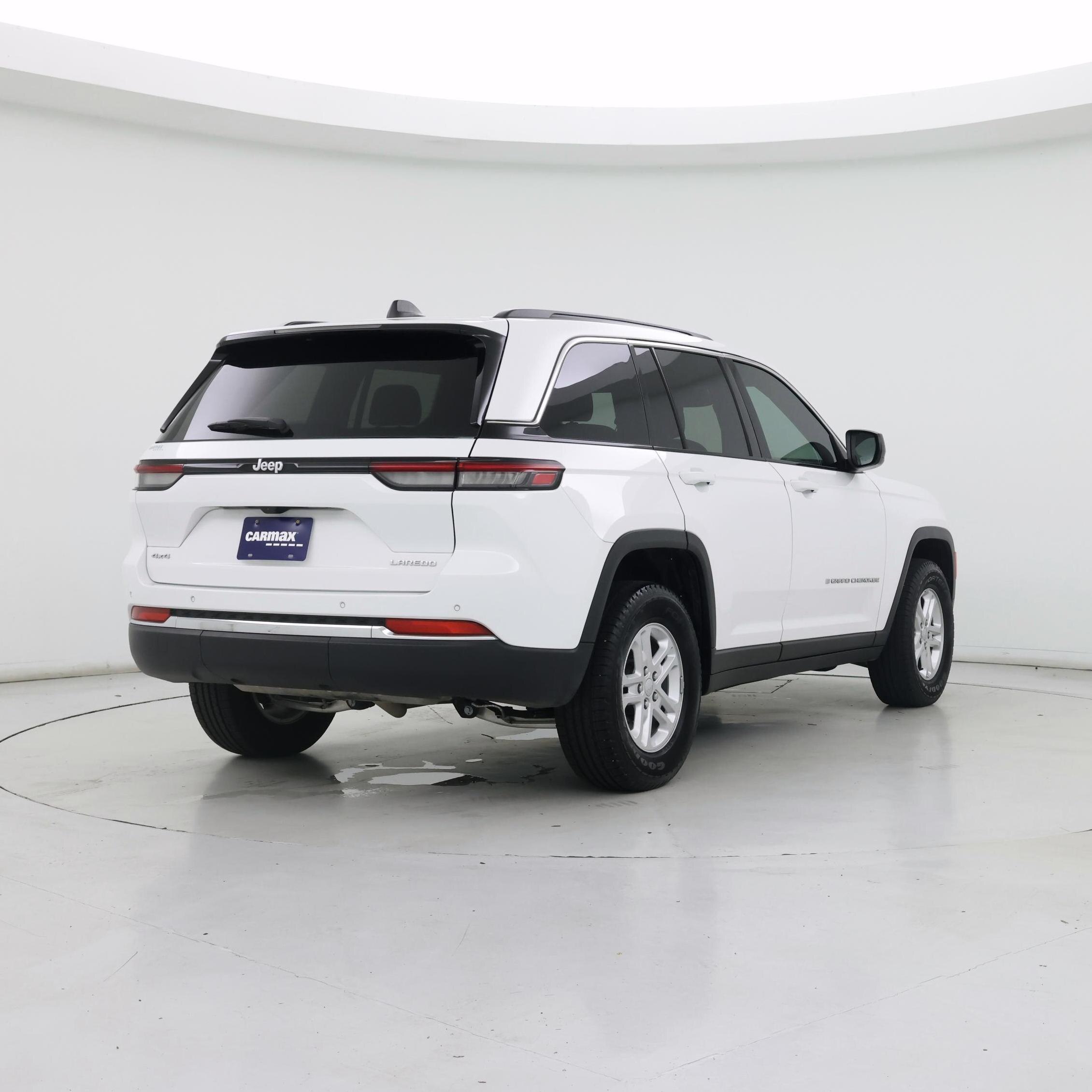 Thumbnail: 2024 Jeep Grand Cherokee - 8