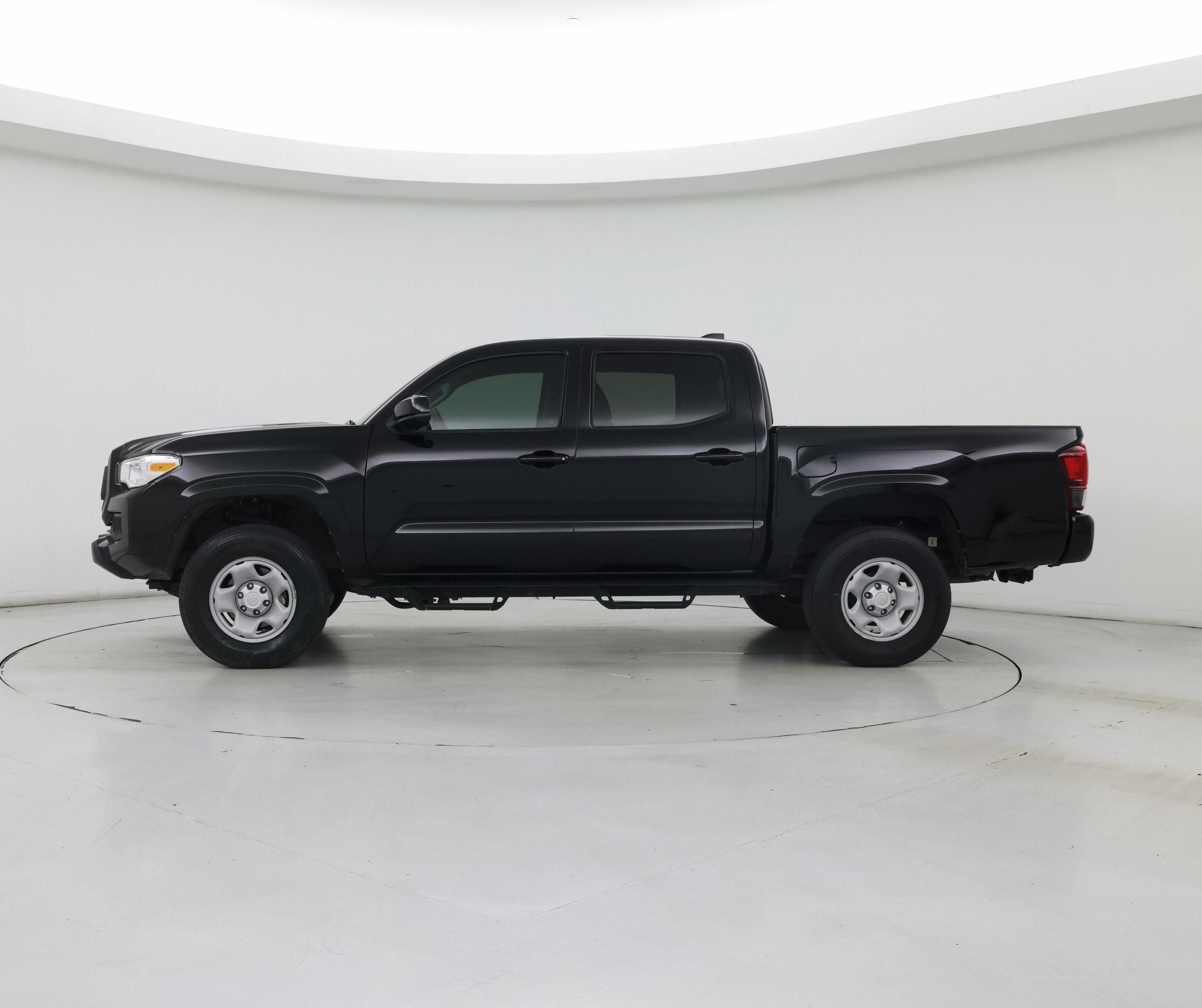 Thumbnail: 2023 Toyota Tacoma - 3