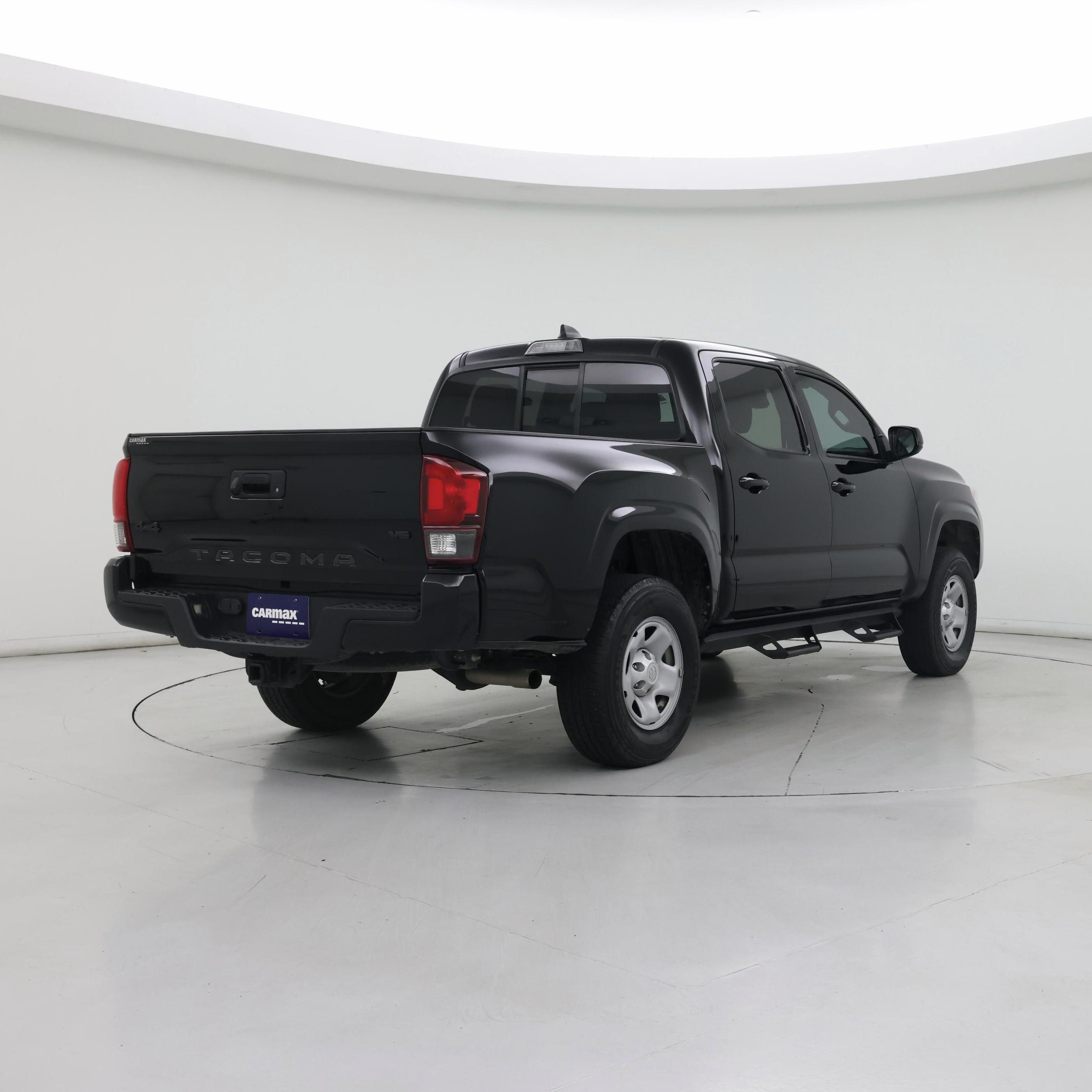 Thumbnail: 2023 Toyota Tacoma - 8