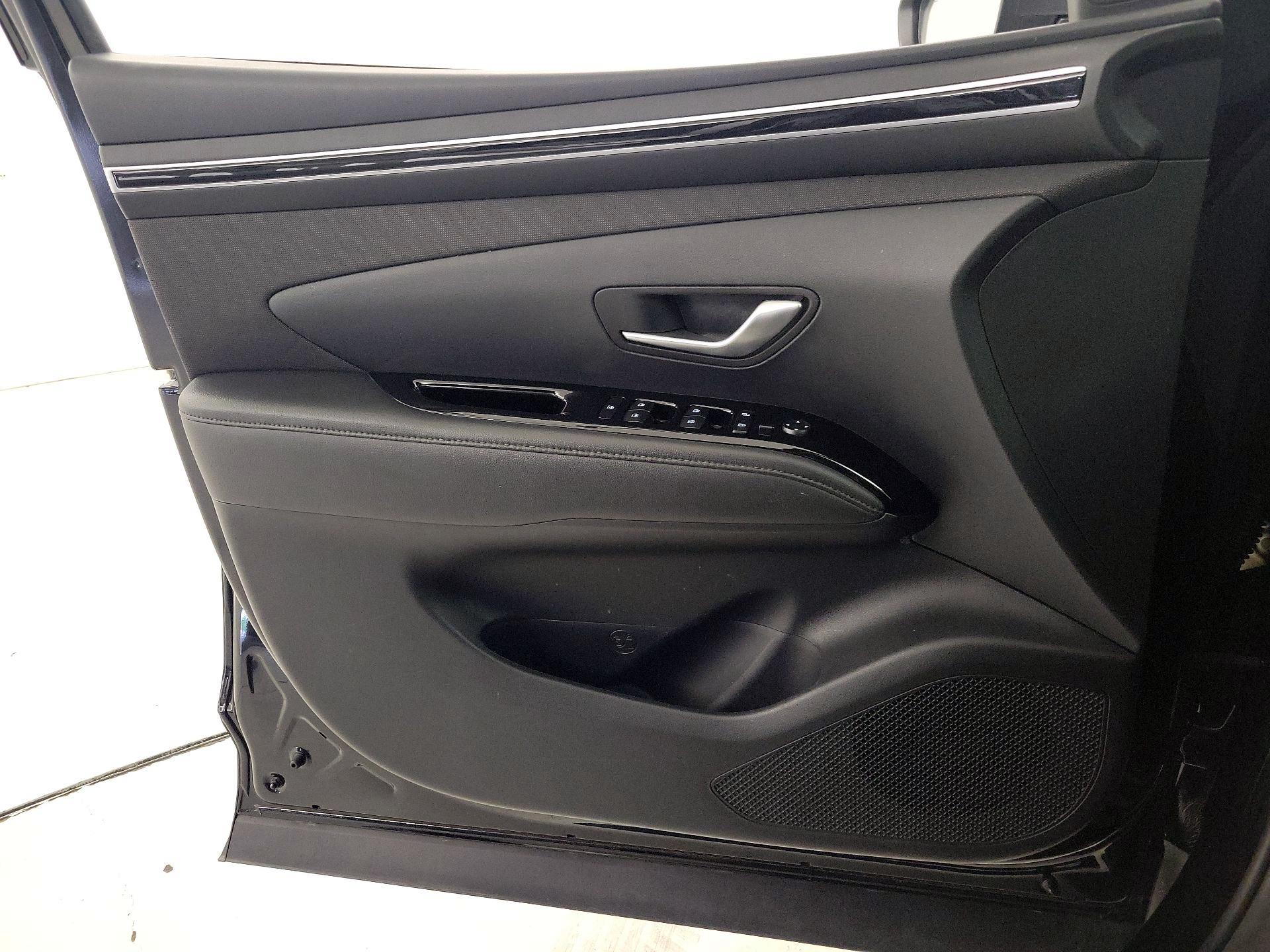 Thumbnail: 2022 Hyundai Tucson - 12