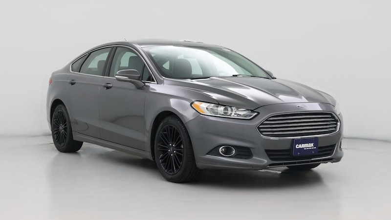 2014 Ford Fusion SE Hero Image