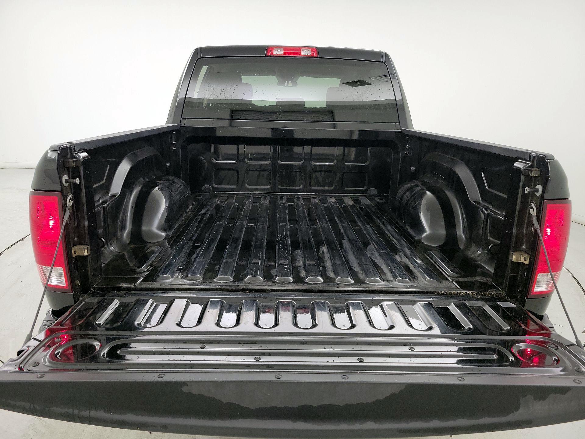 Thumbnail: 2017 RAM 1500 - 19