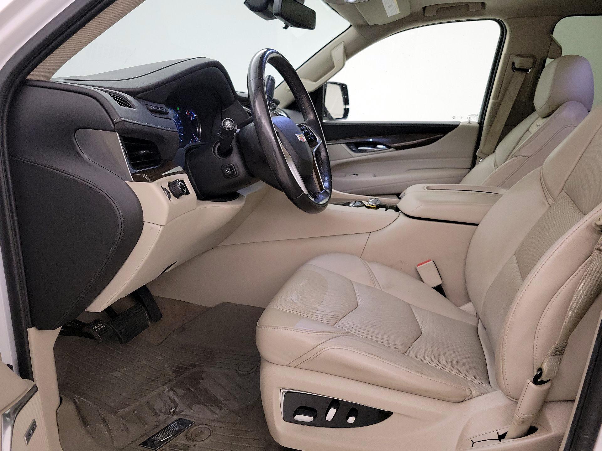Thumbnail: 2020 Cadillac Escalade - 11