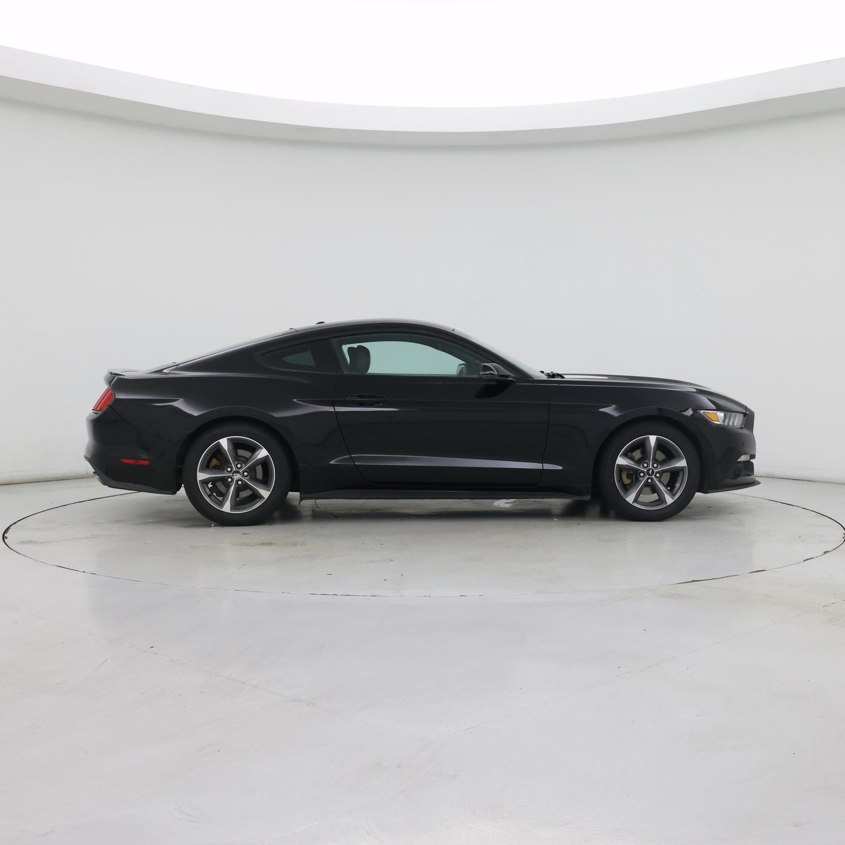 Thumbnail: 2015 Ford Mustang - 7