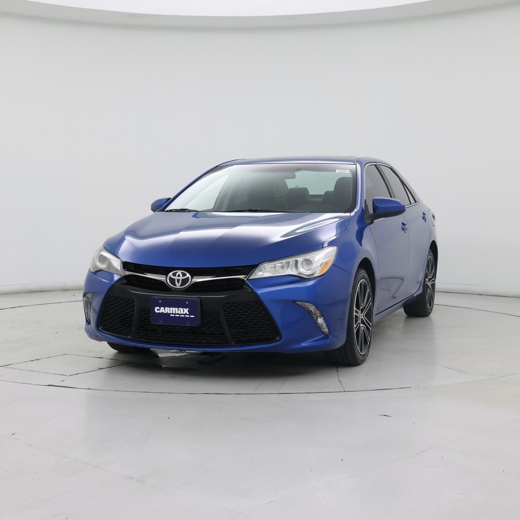 Thumbnail: 2016 Toyota Camry - 4