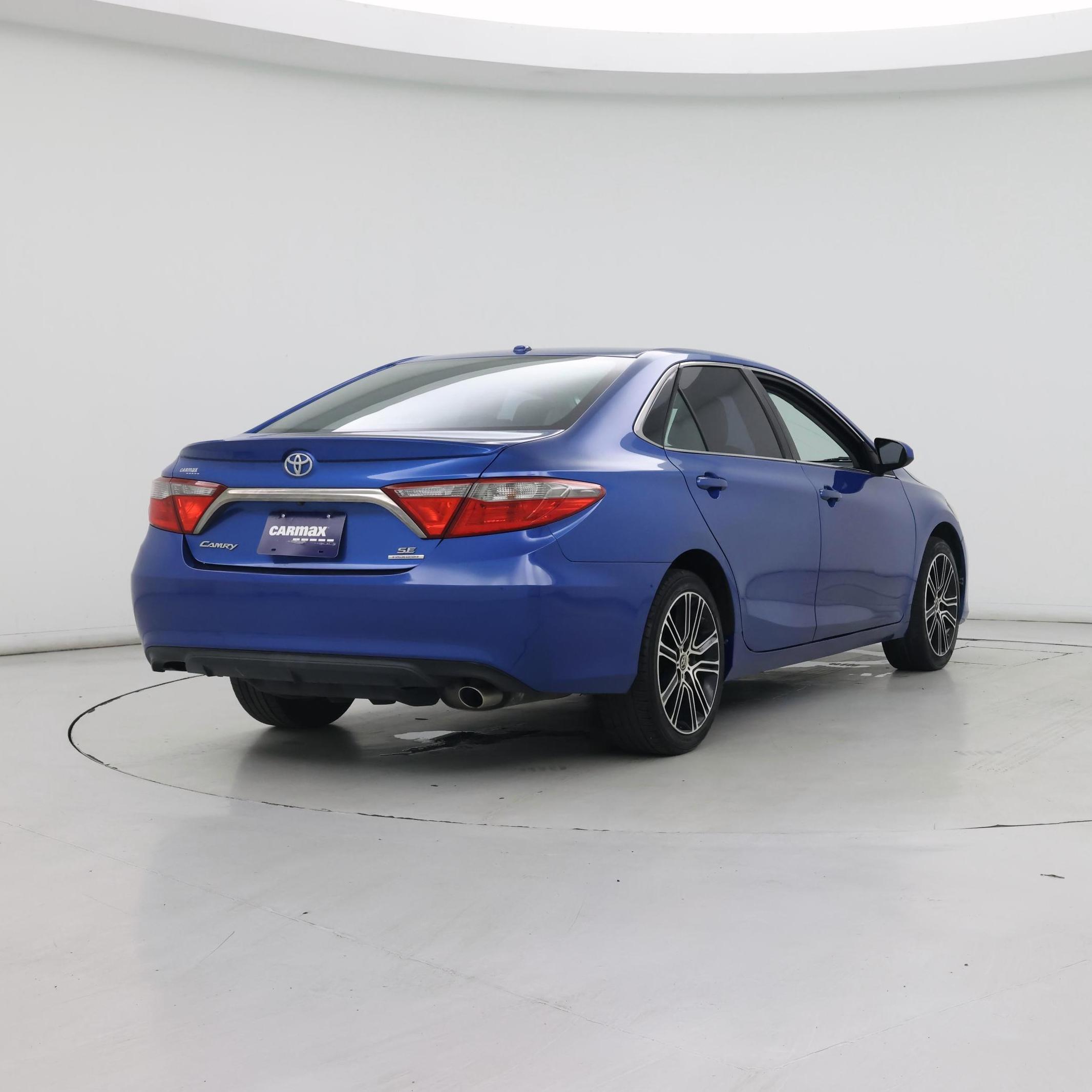 Thumbnail: 2016 Toyota Camry - 8