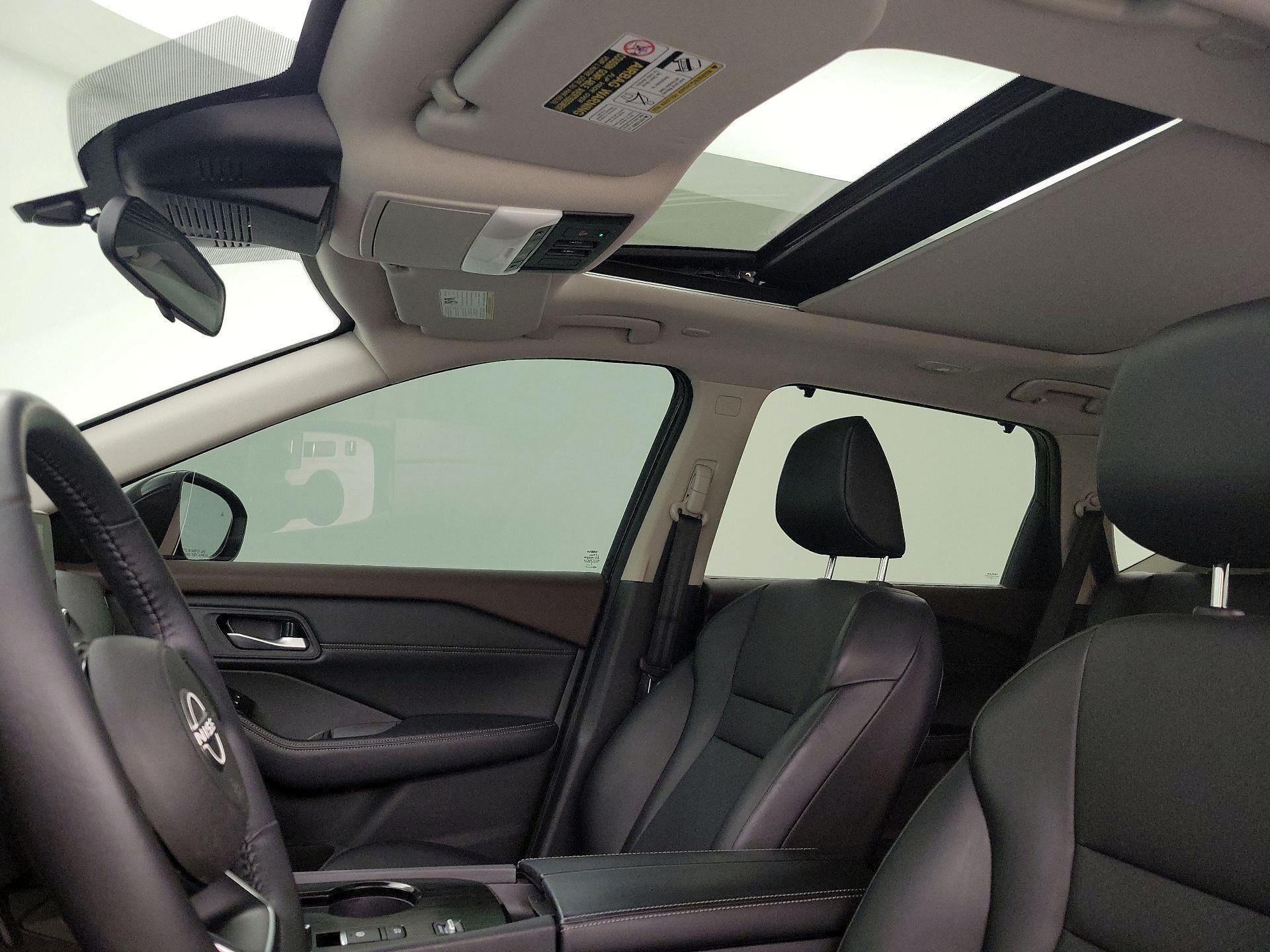 Thumbnail: 2023 Nissan Rogue - 18
