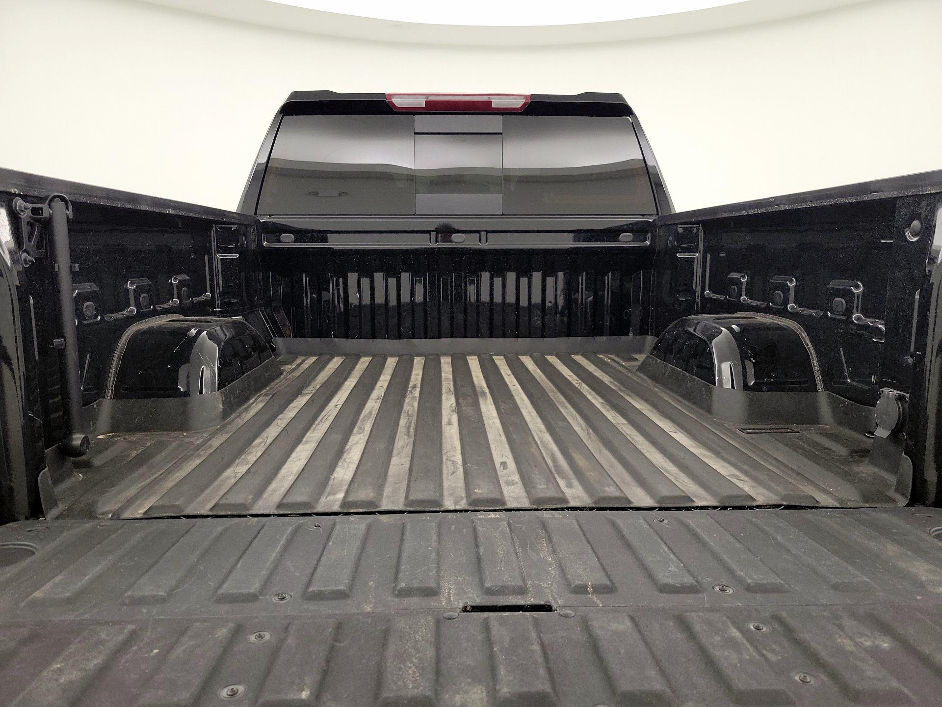 Thumbnail: 2023 Chevrolet Silverado 1500 - 19