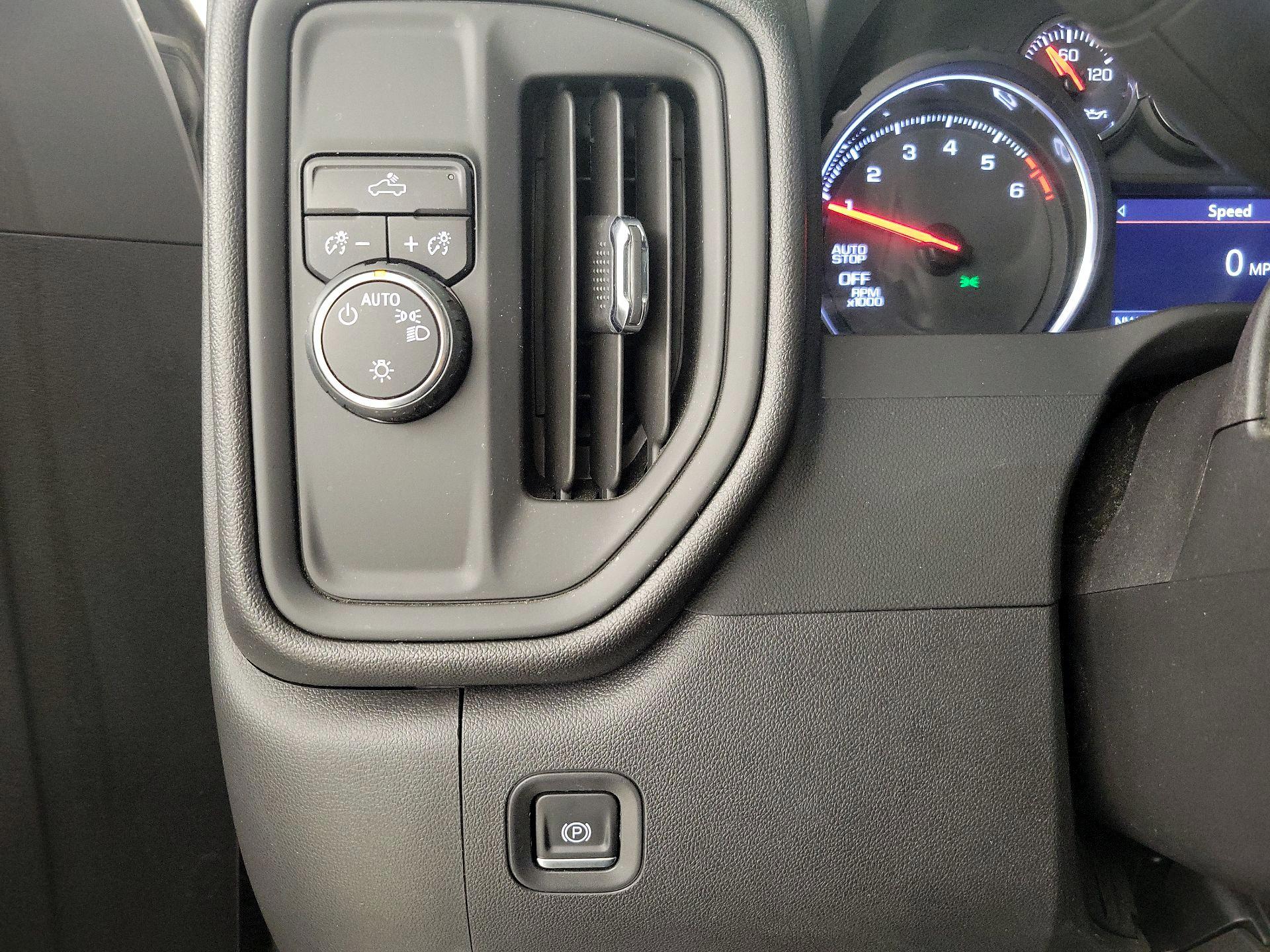 Thumbnail: 2022 Chevrolet Silverado 1500 - 13